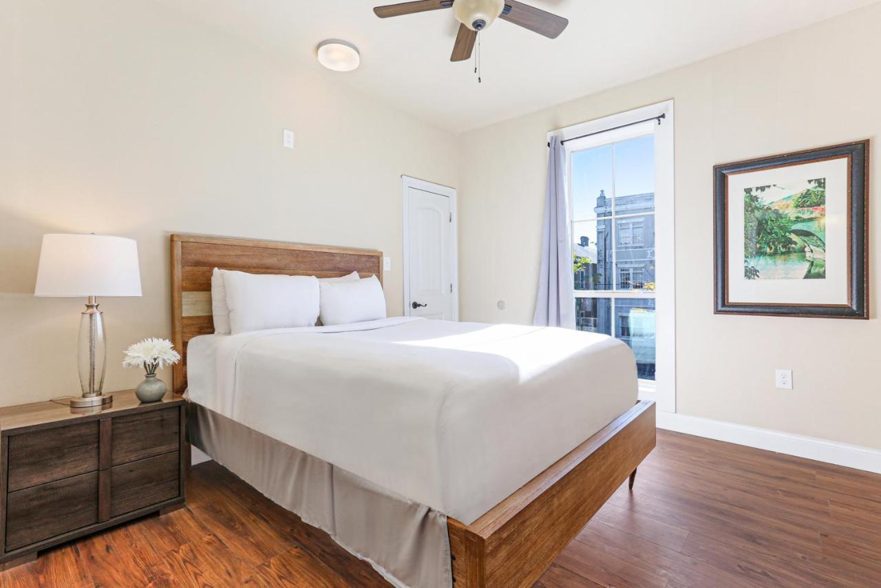 Fully-Furnished 4Br Condo Near Fq New Orleans Exterior photo