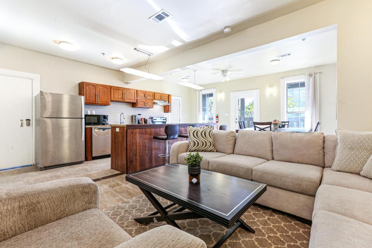 Fully-Furnished 4Br Condo Near Fq New Orleans Exterior photo